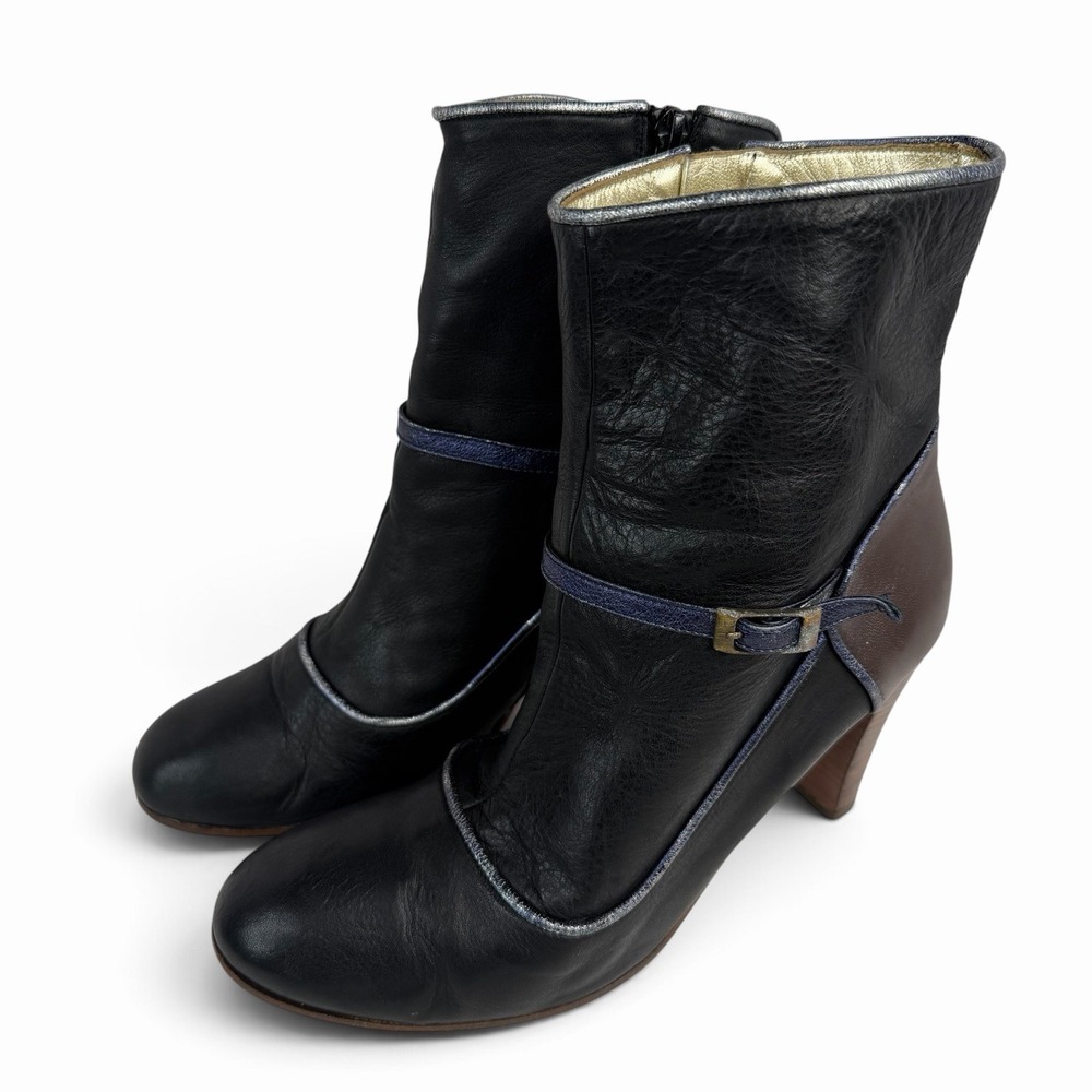Karine Arabian Women's Paris Leather Boots Size 41 Made In Italy Vintage Y2K